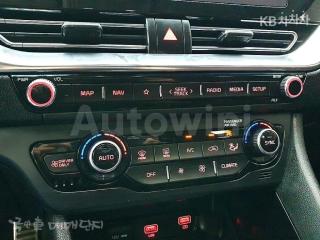 2020 KIA  NIRO 1.6 HEV NOBLESSE SPECIAL - 13