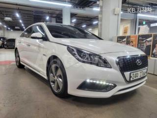 KMHE3411BFA004470 2015 HYUNDAI LF SONATA HYBRID 2.0 HEV MORDERN-1