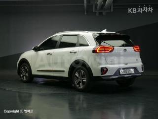 KNACB81CGLA395693 2020 KIA  NIRO 1.6 HEV PRESTIGE-2