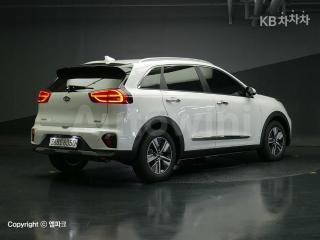KNACB81CGLA395693 2020 KIA  NIRO 1.6 HEV PRESTIGE-3