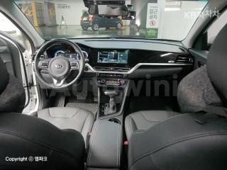 KNACB81CGLA395693 2020 KIA  NIRO 1.6 HEV PRESTIGE-5