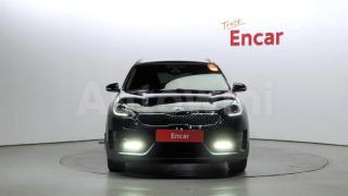KNACA81CGHA030137 2017 KIA NIRO 1.6 LUXURY-2