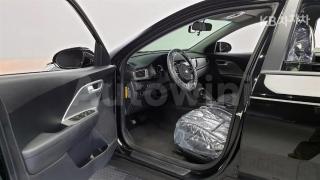 2017 KIA NIRO 1.6 LUXURY - 16