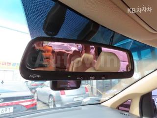 2015 KIA  CARNIVAL SEDONA 9 SEATS 2.2 DIESEL PRESTIGE - 13