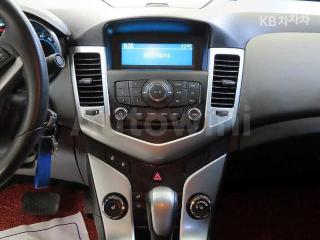 2010 GM DAEWOO (CHEVROLET) LACETTI PREMIERE 1.6 SX ADVANCED - 11