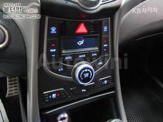 2016 HYUNDAI  AVANTE ELANTRA 1.6 GDI 텐밀리언 LIMITED - 11