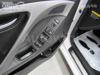 2016 HYUNDAI  AVANTE ELANTRA 1.6 GDI 텐밀리언 LIMITED - 14