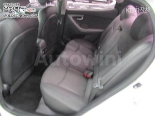 2016 HYUNDAI  AVANTE ELANTRA 1.6 GDI 텐밀리언 LIMITED - 17
