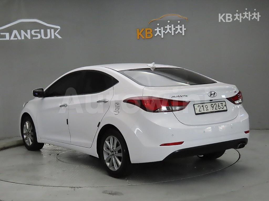 KMHDG41DBGU600963 2016 HYUNDAI  AVANTE ELANTRA 1.6 GDI MORDERN BASIC-2