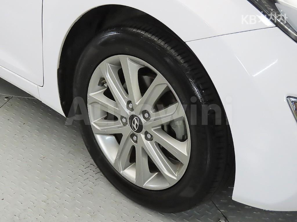 2016 HYUNDAI  AVANTE ELANTRA 1.6 GDI MORDERN BASIC - 20