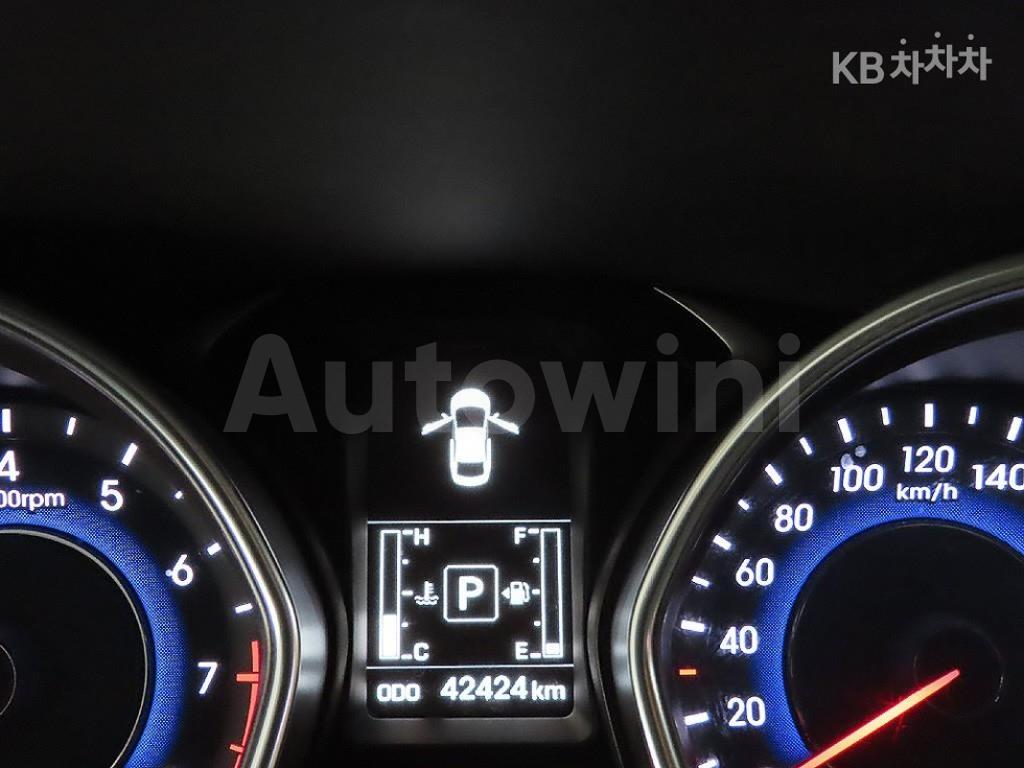 KMHDG41DBGU600963 2016 HYUNDAI  AVANTE ELANTRA 1.6 GDI MORDERN BASIC-4