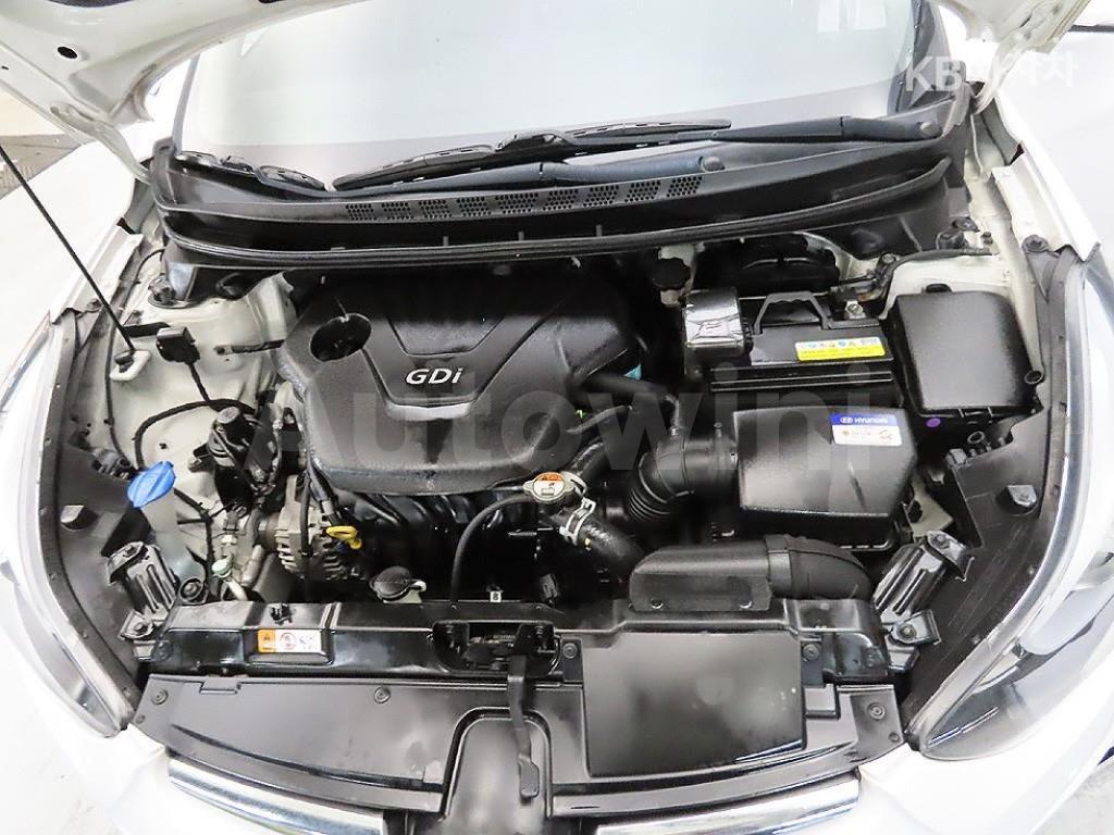 KMHDG41DBGU600963 2016 HYUNDAI  AVANTE ELANTRA 1.6 GDI MORDERN BASIC-5