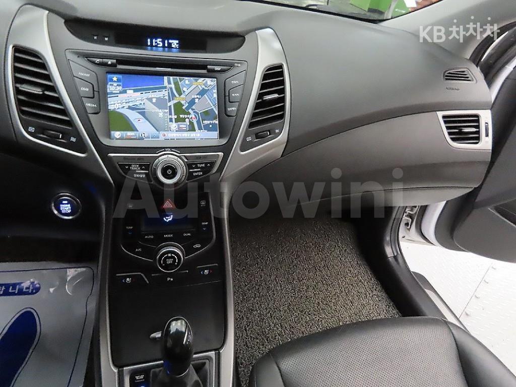 2016 HYUNDAI  AVANTE ELANTRA 1.6 GDI MORDERN BASIC - 14