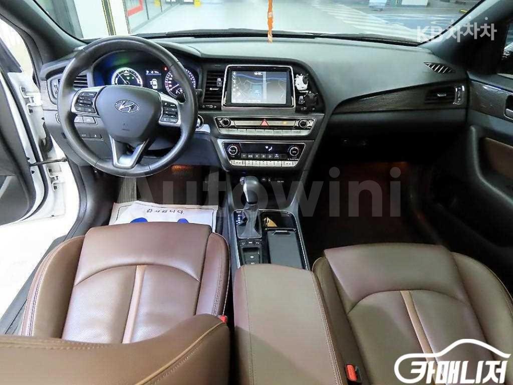 2018 HYUNDAI SONATA RISE HYBRID 2.0 HEV PREMIUM - 11