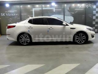 KNAGM419BEA526591 2014 KIA  K5 OPTIMA TRENDY-2