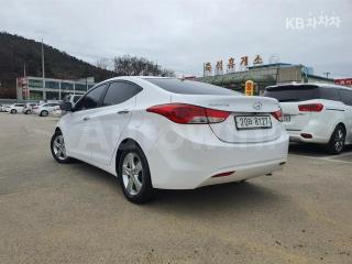 KMHDG41DBEU855504 2014 HYUNDAI AVANTE MD ELANTRA M16 GDI 에비뉴-1