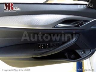 2017 BMW  5SERIES G30  520D M SPORT PACKAGE - 14