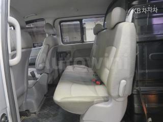 2011 HYUNDAI GRAND STAREX H-1 5 SEATS VAN CVX LUXURY - 8