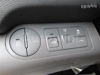 2018 HYUNDAI GRAND STAREX H-1 5 SEATS LPI VAN CVX SMART - 12
