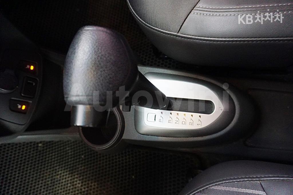 2013 GM DAEWOO (CHEVROLET) SPARK LT BASIC - 12