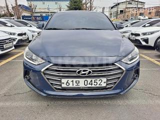 KMHD041DBGU048780 2016 HYUNDAI  AVANTE ELANTRA 1.6 GDI PREMIUM BASIC-1