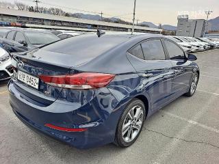 KMHD041DBGU048780 2016 HYUNDAI  AVANTE ELANTRA 1.6 GDI PREMIUM BASIC-2