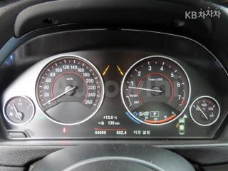WBA8A9105JAD29565 2018 BMW 3 SERIES 320I SEDAN F30(13~)-5