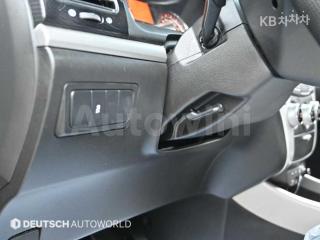 2013 SSANGYONG KORANDO C 클러비 2WD BASIC - 17