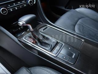 2016 KIA K5 2ND GEN OPTIMA 1.7 DIESEL SX PRESTIGE - 10