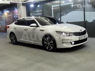 KNAGU415GGA045565 2016 KIA K5 2ND GEN OPTIMA 1.7 DIESEL MX NOBLESSE-0
