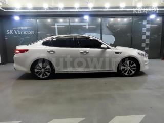 KNAGU415GGA045565 2016 KIA K5 2ND GEN OPTIMA 1.7 DIESEL MX NOBLESSE-2