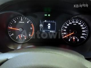 2016 KIA K5 2ND GEN OPTIMA 1.7 DIESEL MX NOBLESSE - 9