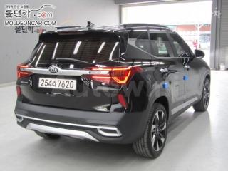 KNAET815HMK144711 2021 KIA SELTOS 1.6 DIESEL 4WD SIGNATURE-3