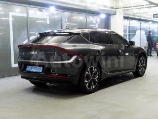 KNAC381AFNA023649 2022 KIA EV6 롱 레인지 2WD 어스-3