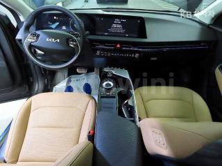 2022 KIA EV6 롱 레인지 2WD 어스 - 10