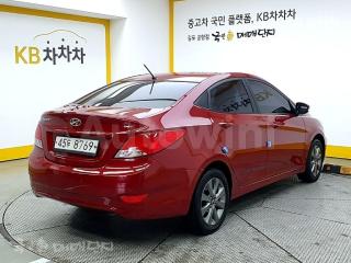 KMHCS41BEKU457034 2019 HYUNDAI ACCENT  1.4 VVT SMART SPECIAL-2