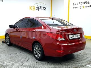 KMHCS41BEKU457034 2019 HYUNDAI ACCENT  1.4 VVT SMART SPECIAL-3