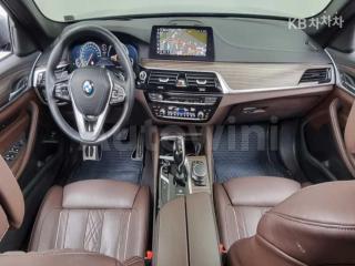 2017 BMW  5SERIES G30  530I XDRIVE M SPORT PLUS - 7