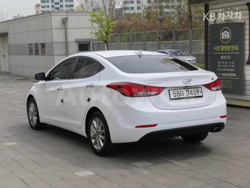 KMHDG41DBGU553128 2016 HYUNDAI  AVANTE ELANTRA 1.6 GDI MORDERN BASIC-3