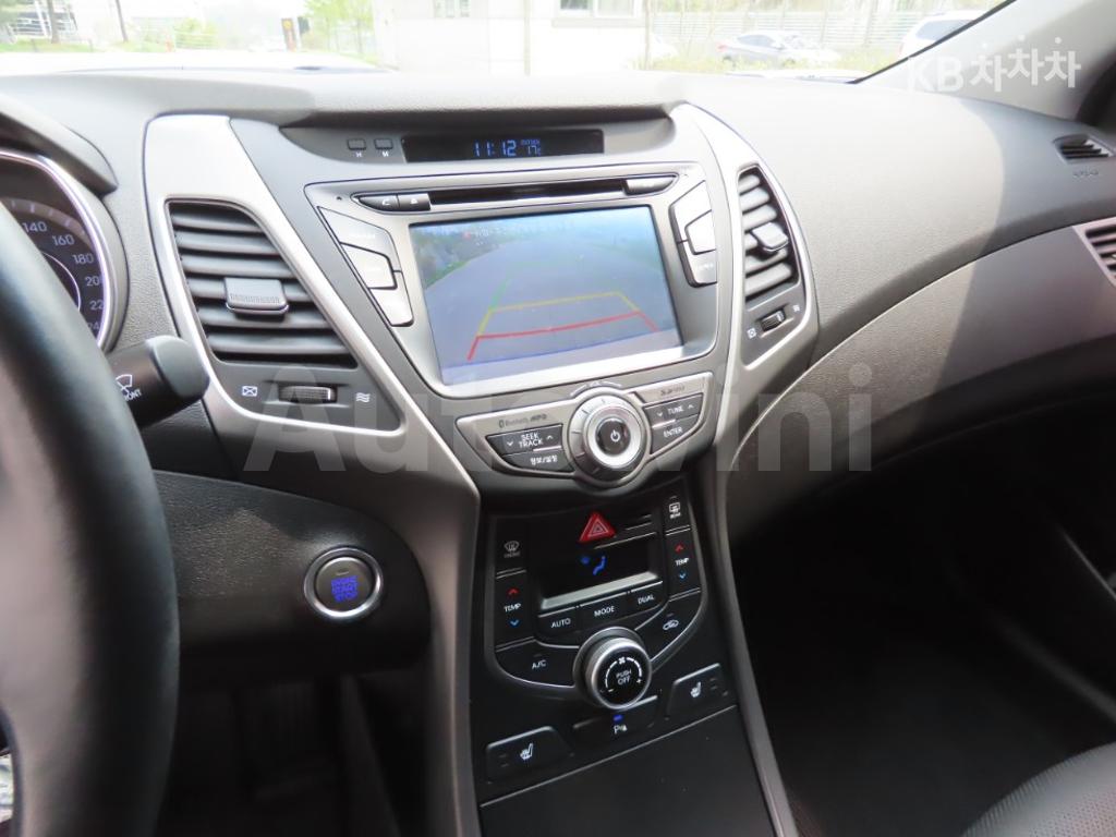 2016 HYUNDAI  AVANTE ELANTRA 1.6 GDI MORDERN BASIC - 13