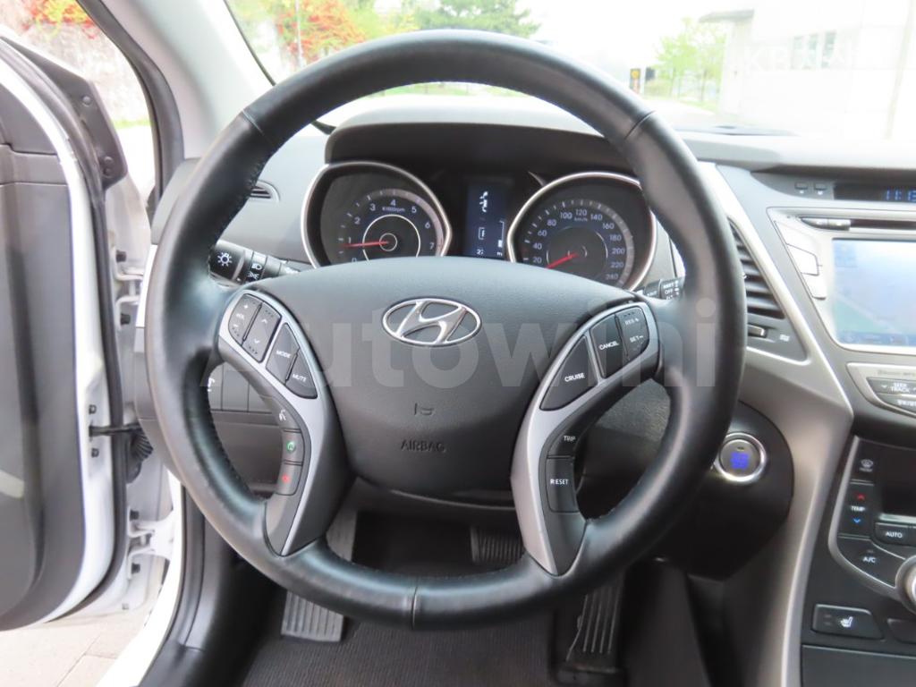 2016 HYUNDAI  AVANTE ELANTRA 1.6 GDI MORDERN BASIC - 17