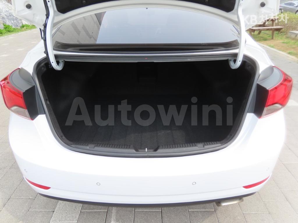 2016 HYUNDAI  AVANTE ELANTRA 1.6 GDI MORDERN BASIC - 18