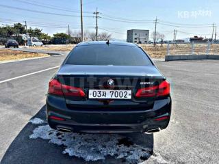2017 BMW  5SERIES G30  520D M SPORT PLUS - 7