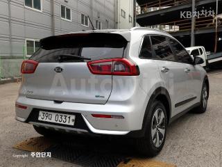 KNACB81CGHA022722 2017 KIA NIRO 1.6 PRESTIGE-3