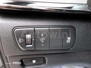 2017 KIA NIRO 1.6 PRESTIGE - 11