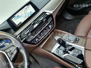 2017 BMW  5SERIES G30  530I M SPORT PLUS - 11
