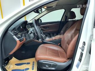 2016 BMW 5 SERIES 520D - 8