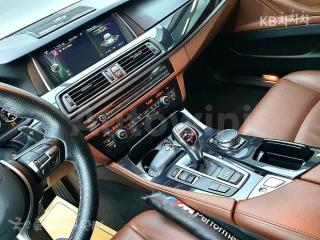 2016 BMW 5 SERIES 520D - 10
