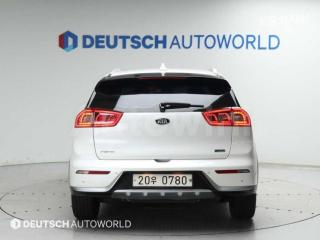 KNACC81CGHA016760 2017 KIA NIRO 1.6 NOBLESSE-3