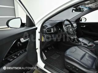 2017 KIA NIRO 1.6 NOBLESSE - 11